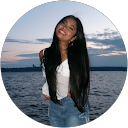 Isis Bustillos profile picture